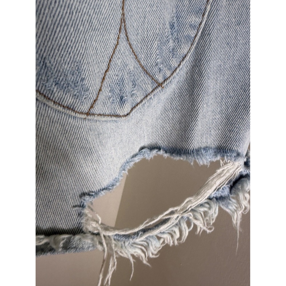 Rolla's Distressed Denim Cutoff Shorts | Light Wash | Festival Summer Staple - Picture 14 of 16